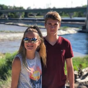 Meet your Posher, Allison